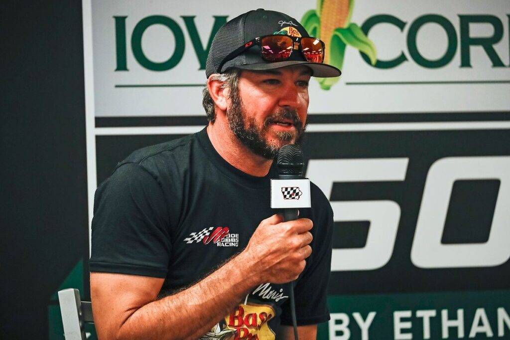 BREAKING Martins Truex Jr. engage his new girlfriend as they announce